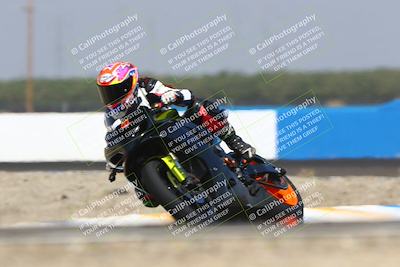 media/Sep-20-2025-TrackDaz (Sat) [[27f0cde673]]/A Group/12pm (Turn 1)/